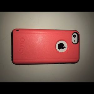 Hot pink iPhone C otter box.